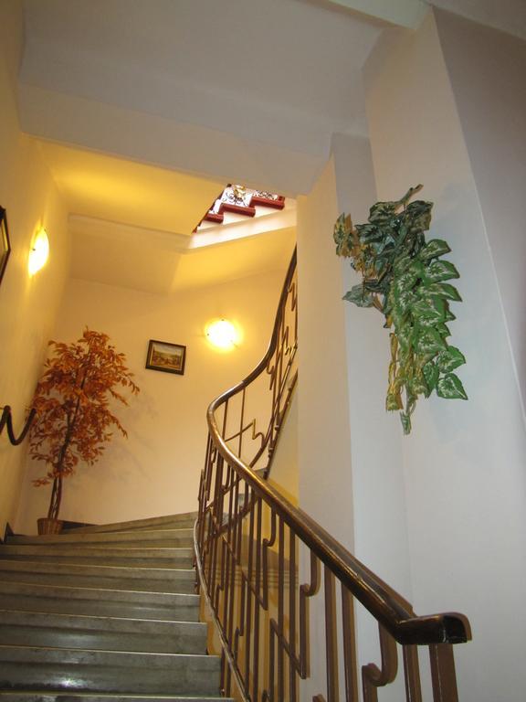 Penzion Aldo Karvina Bagian luar foto