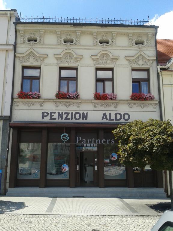 Penzion Aldo Karvina Bagian luar foto